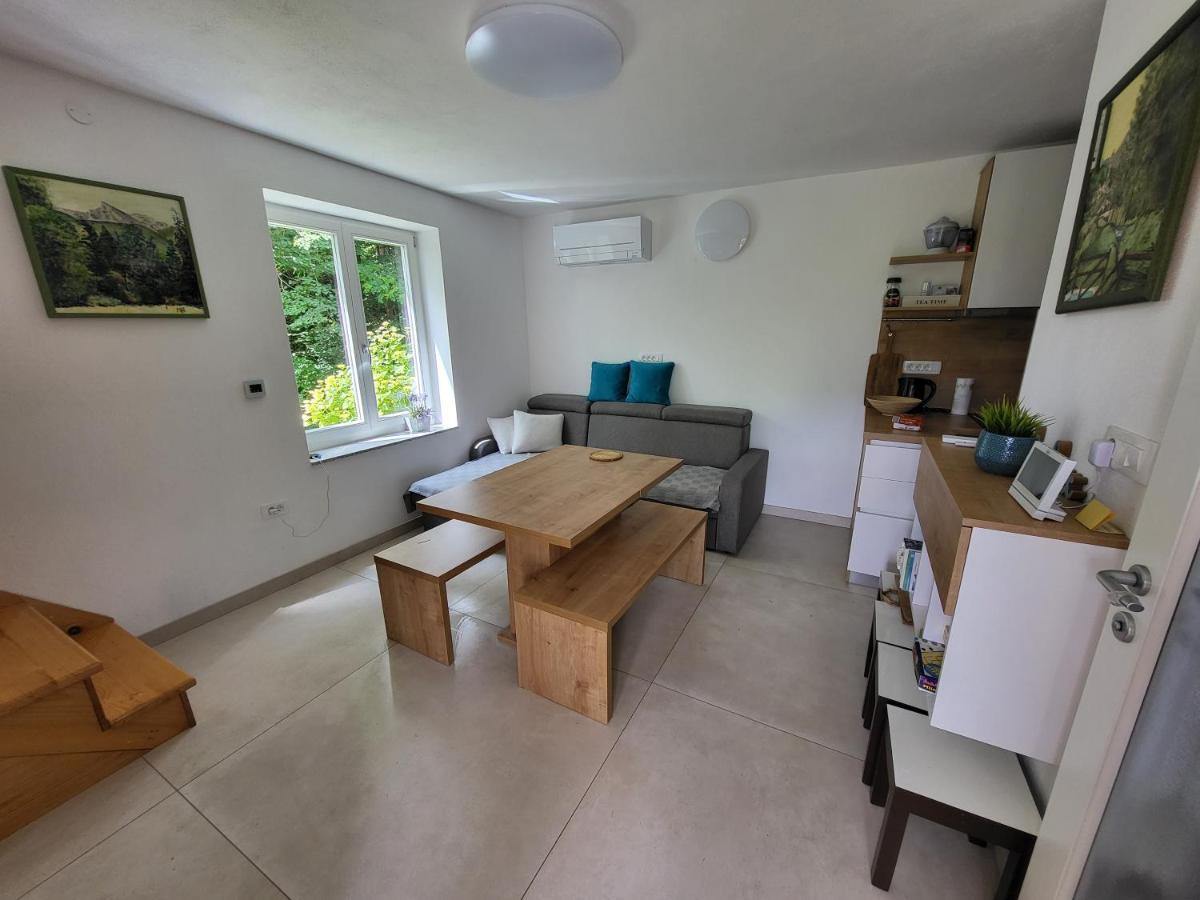 Cosy Cottage With Views Near Kobarid Exterior photo